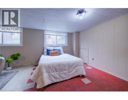 46 PEACHWOOD Court - 36