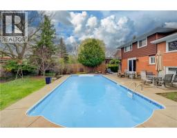 46 PEACHWOOD Court - 41