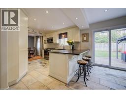 150 BAYNE Crescent - 10