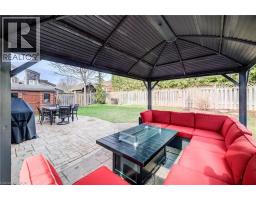 150 BAYNE Crescent - 33