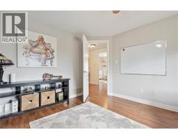 18 PEARWOOD Court - 18