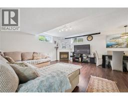 18 PEARWOOD Court - 32