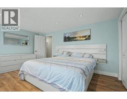 32 MARISA Street - 20