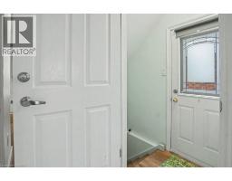 32 MARISA Street - 25