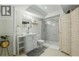 32 MARISA Street - 32