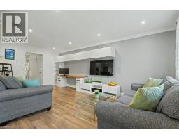 32 MARISA Street - 9