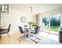 30 FALLOWFIELD Drive - 11