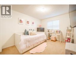 30 FALLOWFIELD Drive - 16