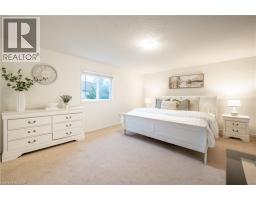 30 FALLOWFIELD Drive - 24