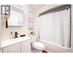 30 FALLOWFIELD Drive - 34