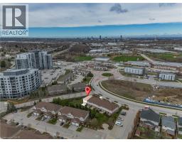 30 FALLOWFIELD Drive - 39