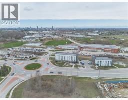 30 FALLOWFIELD Drive - 40