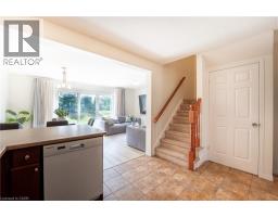 30 FALLOWFIELD Drive - 8