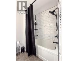 84 CONNAUGHT Avenue - 21