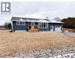 84 CONNAUGHT Avenue - 3