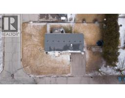 84 CONNAUGHT Avenue - 31