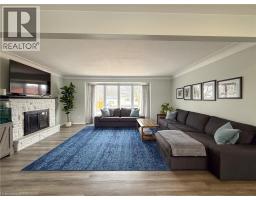 84 CONNAUGHT Avenue - 8