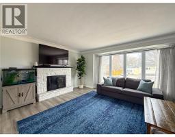 84 CONNAUGHT Avenue - 9