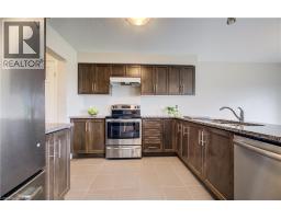 1360 CAEN Avenue - 12