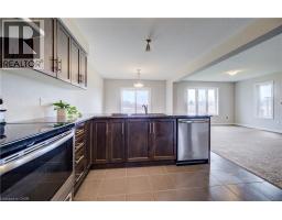 1360 CAEN Avenue - 13