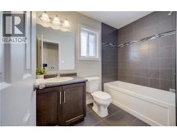 1360 CAEN Avenue - 29