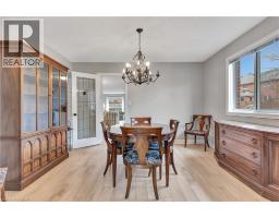 6 GOWINLOCK Court - 11