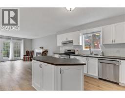 6 GOWINLOCK Court - 13