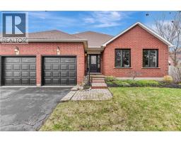 6 GOWINLOCK Court - 2