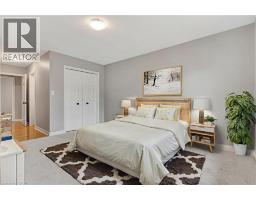 6 GOWINLOCK Court - 20