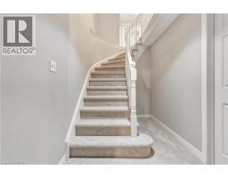 6 GOWINLOCK Court - 29