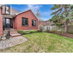 6 GOWINLOCK Court - 3