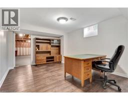 6 GOWINLOCK Court - 31