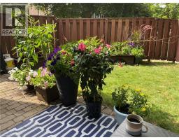 46 CEDARWOODS Crescent UnitNo. 27 - 23