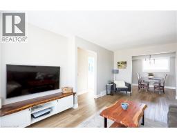 46 CEDARWOODS Crescent UnitNo. 27 - 5