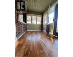 14 GREENOCK Street W - 12