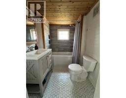 14 GREENOCK Street W - 18