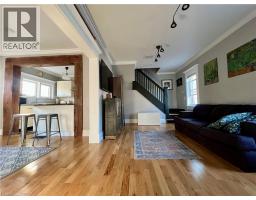 14 GREENOCK Street W - 3