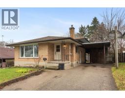 122 SWEETBRIAR Drive - 1