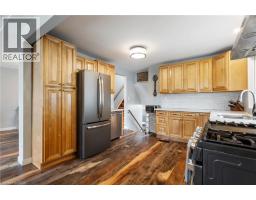 122 SWEETBRIAR Drive - 10