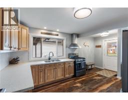 122 SWEETBRIAR Drive - 14