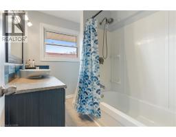 122 SWEETBRIAR Drive - 17