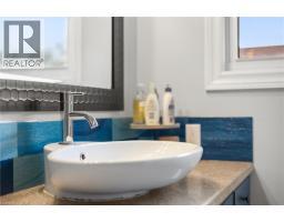 122 SWEETBRIAR Drive - 18