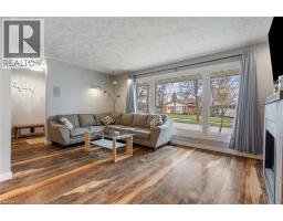 122 SWEETBRIAR Drive - 24