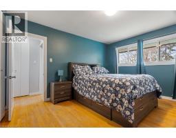 122 SWEETBRIAR Drive - 32