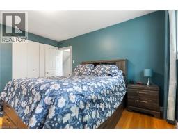 122 SWEETBRIAR Drive - 33