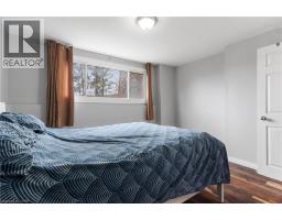 122 SWEETBRIAR Drive - 39