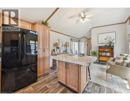 930 LAKESHORE Road UnitNo. 83 - 28