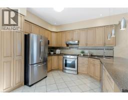 227 CHESTNUT HILL Crescent - 16