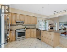 227 CHESTNUT HILL Crescent - 18