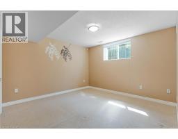 227 CHESTNUT HILL Crescent - 35